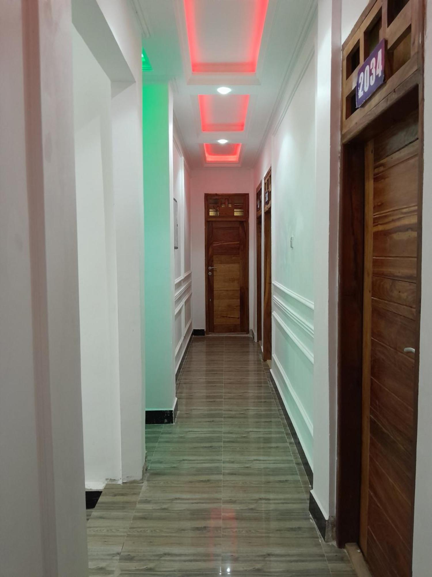 Valley Breeze Hotel 다르에스살람 외부 사진