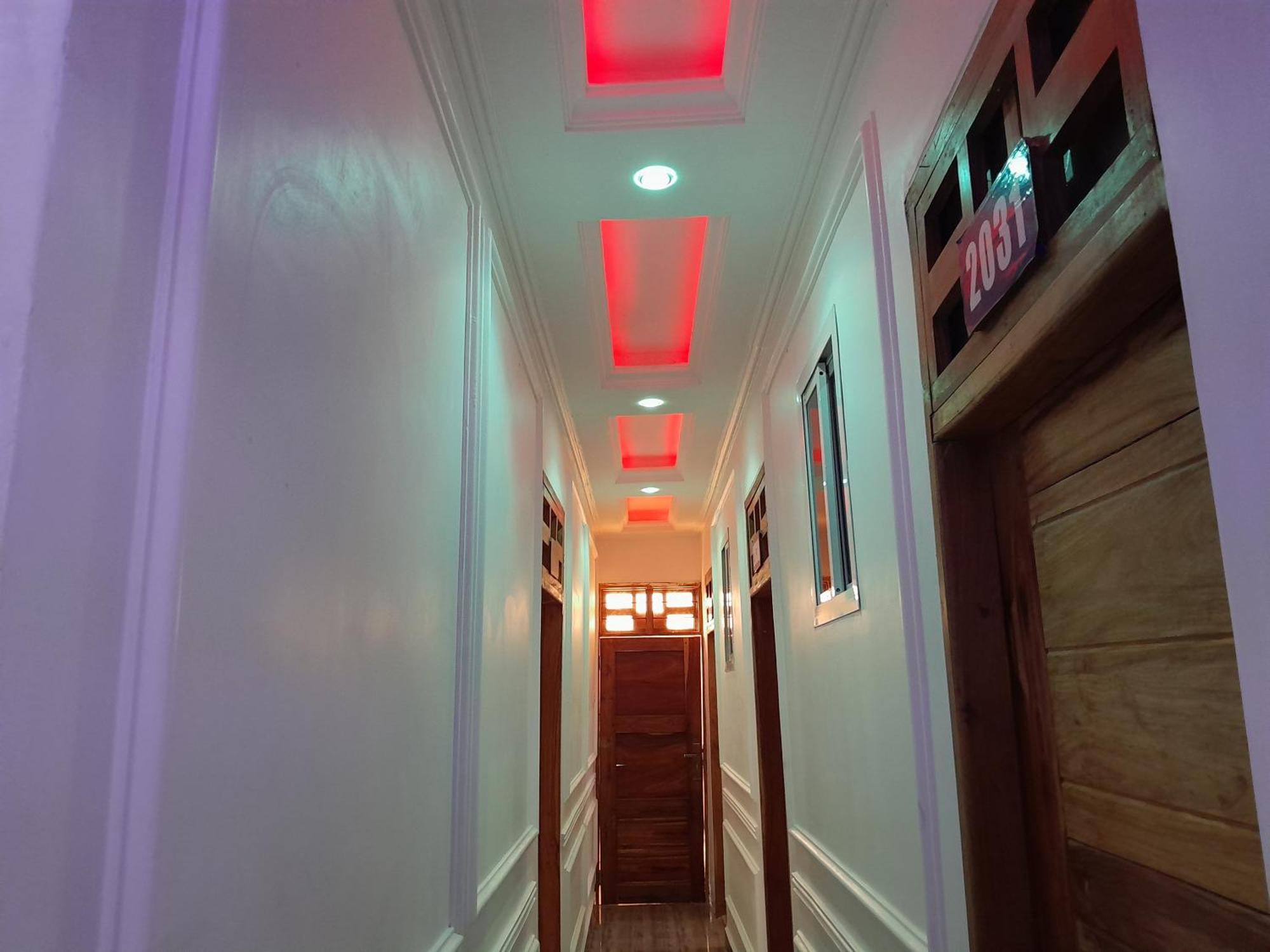 Valley Breeze Hotel 다르에스살람 외부 사진