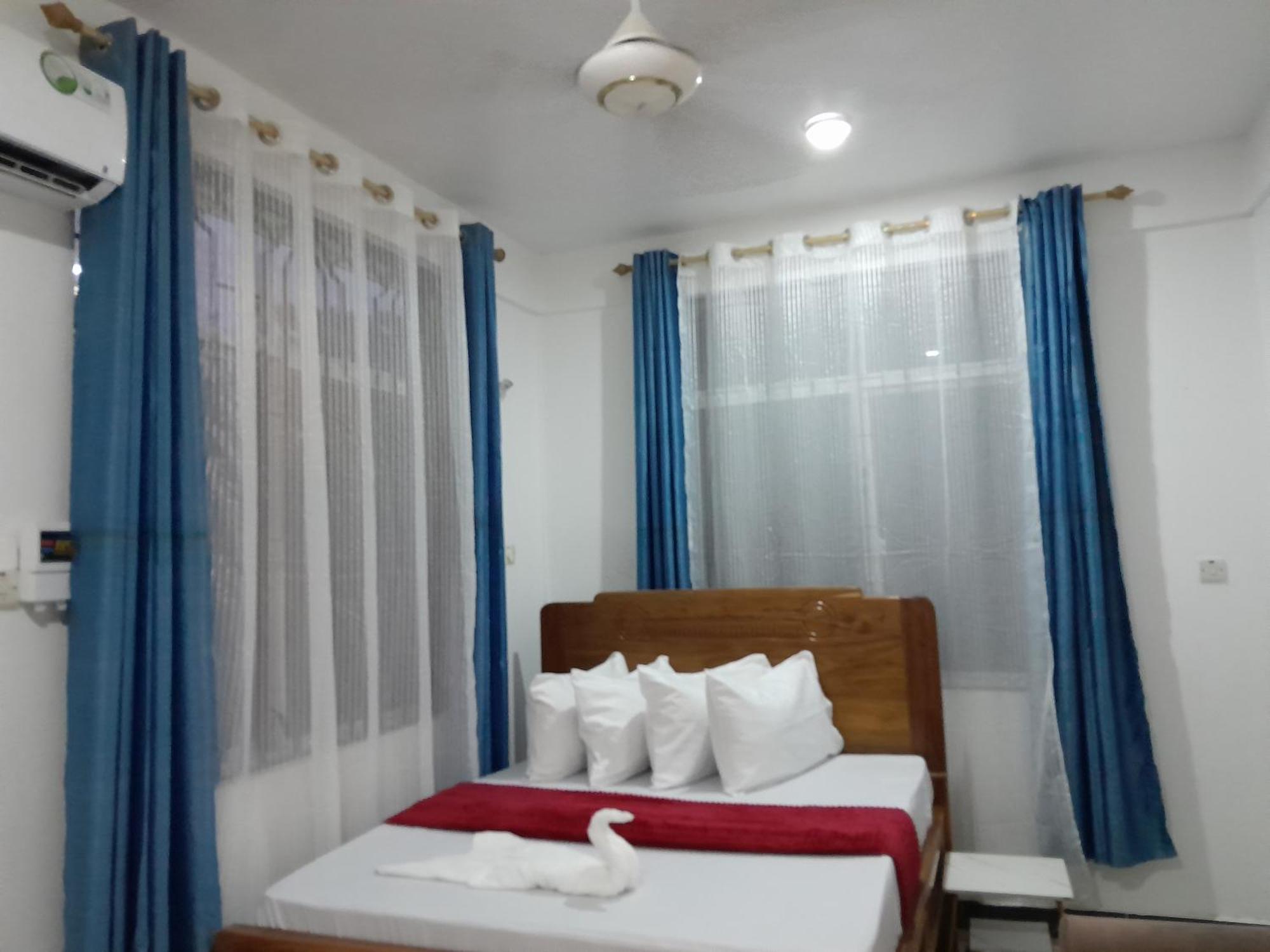 Valley Breeze Hotel 다르에스살람 외부 사진